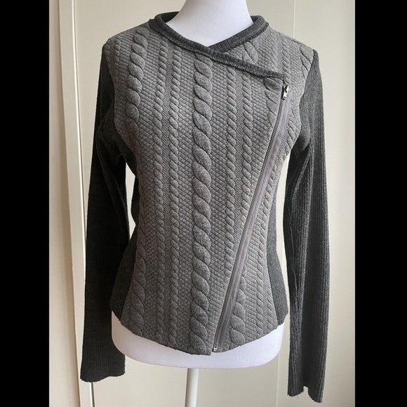 Gray Sweater Moto Style Jacket Size Women’s Small Made in USA - Picture 8 of 11